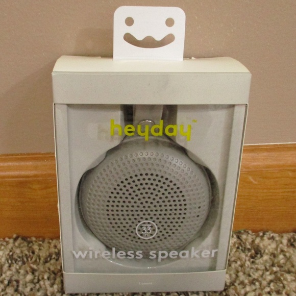 HeyDay Wireless Bluetooth Speaker Rechargeable Water Resistant‎ Gray - Picture 1 of 4